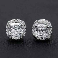 Orecchini a perno aureola 2,50