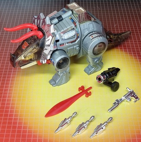 Hasbro transformers autobot - hasbro,
