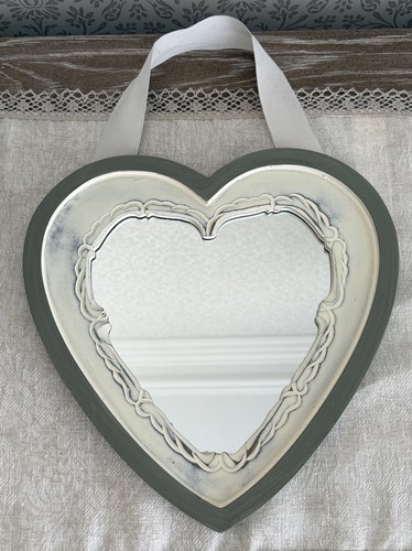Specchio forma cuore - a,