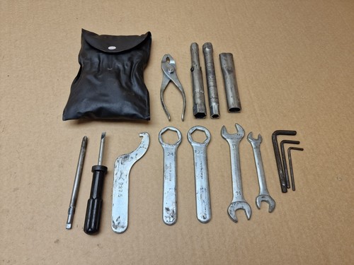 Suzuki gsx750 kit attrezzi - suzuki,