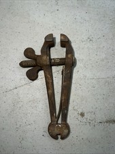 antique hand vise 2" wide jaw