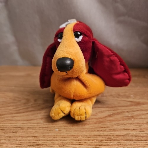 Hush puppies basset hound - hush,