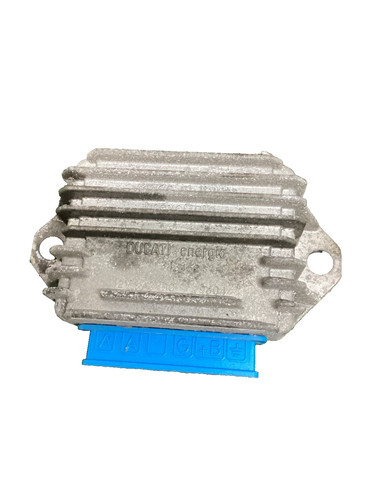 Regolatore tensione piaggio - regolatore,