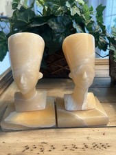 Fermalibri Neferti Regina