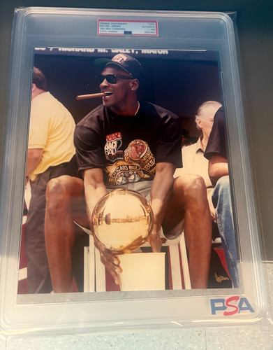 Foto tipo michael - jordan, psa