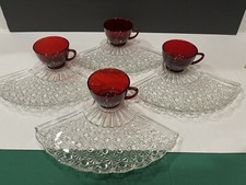 ANCHOR HOCKING DAISY & BUTTON FAN Tea Cups/ Plates- Set If 4- Exquisite