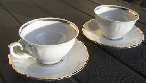 Set tasses sous - 2,