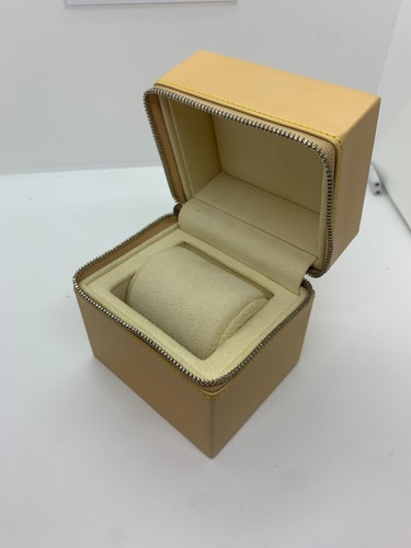 Louis vuitton vintage beige - louis,