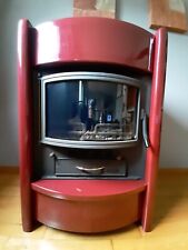 Stufa a legna in ghisa e maiolica