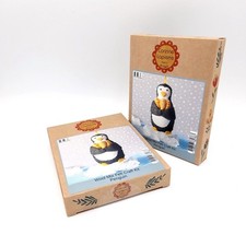 Kit artigianale in feltro di pinguino invernale di Corinne Lapierre novità idea regalo Natale