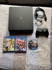 Sony PlayStation 4 Pro 1TB Console Completa - Nera + 3 Giochi