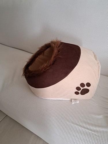 Cuccia tana per gatti cani - o,