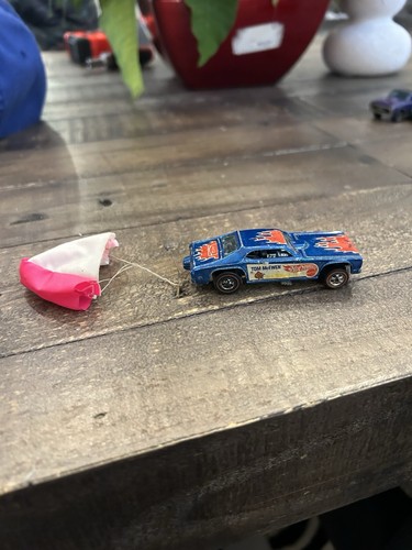 Hot wheels redline - hot,