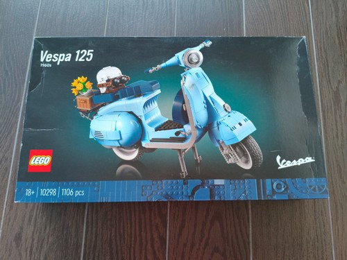 Lego 10298 vespa 125 - lego, damaged