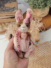 Mini artista coniglietto