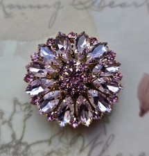 Spilla magnetica, cristallo