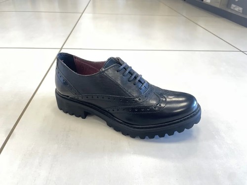 Tratti donna francesina - donna,
