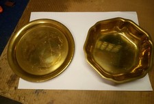 Coppia (n.2) piatti in ottone.