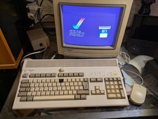 Amiga 1200 Con Monitor, Alimentatore E Mouse