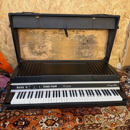 Pianoforte elettrico vintage