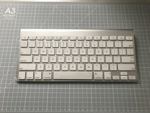 Apple wireless keyboard - apple, a1314