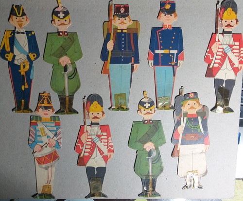 Lotto 9 figurine - n°,