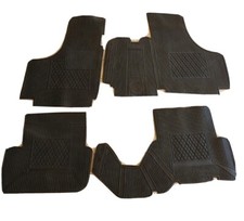 KIT TAPPETI  IN  GOMMA  per FIAT  500EPOCA/126 colore NERO 
