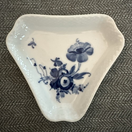 Antique dish royal copenhagen - dish,