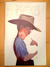 THE WALKING DEAD DELUXE #40