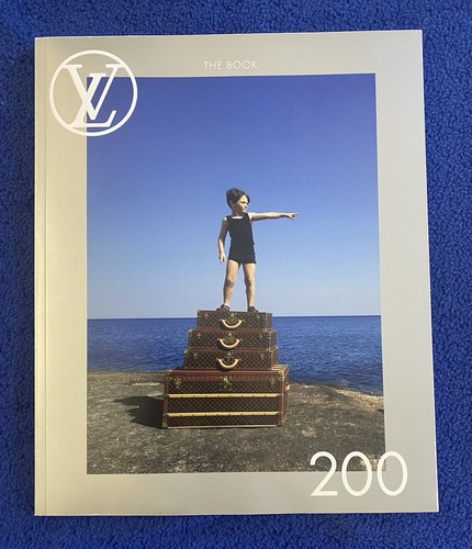 Louis vuitton the - book, 200