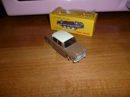 Dinky toys 531 - fiat, 1200