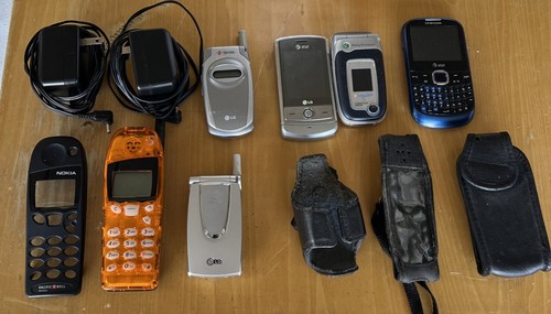 Mixed lot old - mixed, phones