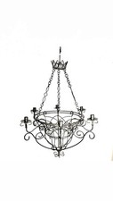 Antico lampadario in ferro