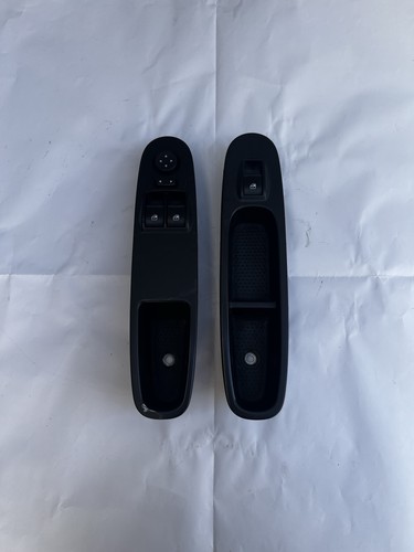 Coppia pulsantiere alza vetri