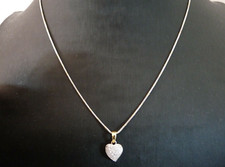 Collana catenina con ciondolo