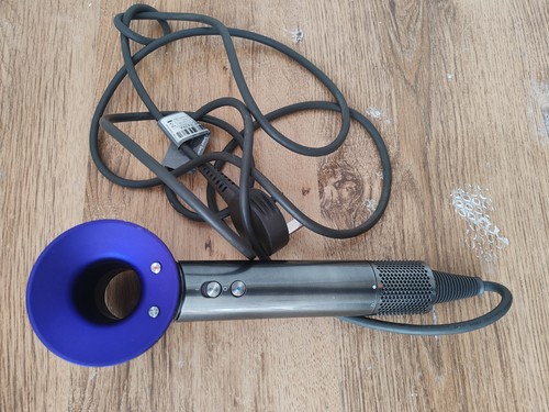 Dyson supersonic hd01 - dyson,
