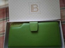 portafoglio da donna pelle verde bostanten