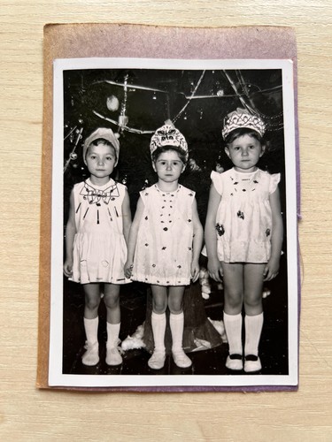 Ragazza vestito anni 80 - in,