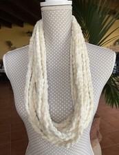 Collana ciniglia fatta a - ciniglia,