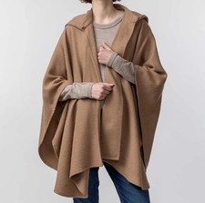 Scialle poncho con cappuccio