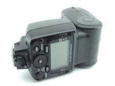 Nikon Speedlight SB-700