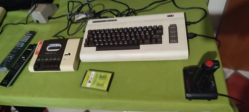 Commodore vic vic20 - 20,