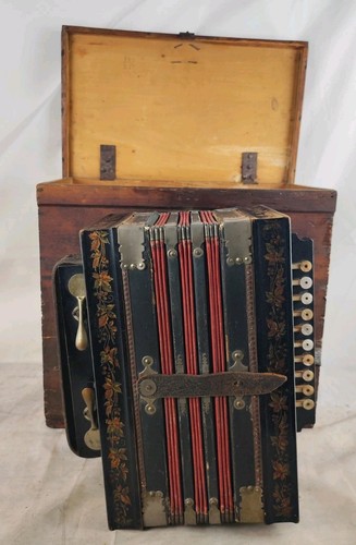 Antica fisarmonica organetto
