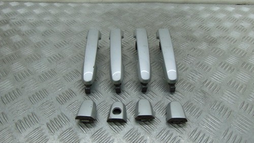 Toyota yaris set - di, maniglie