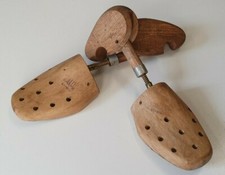 SAGOME FORME STAMPI LEGNO SCARPE TENDISCARPE - MARCHIO ITALO - MODERNARIATO