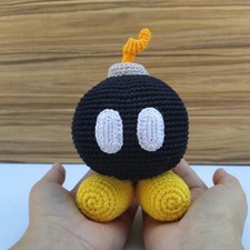 Bob Omb bambola all'uncinetto