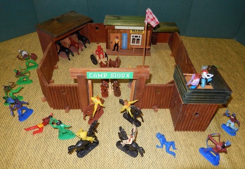 Fort western ddr - western, camp
