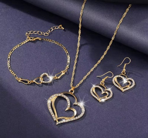 Collana orecchini bracciale - e,