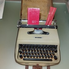 Macchina Da Scrivere Olivetti