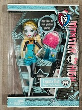 Monster High Doll School's Out